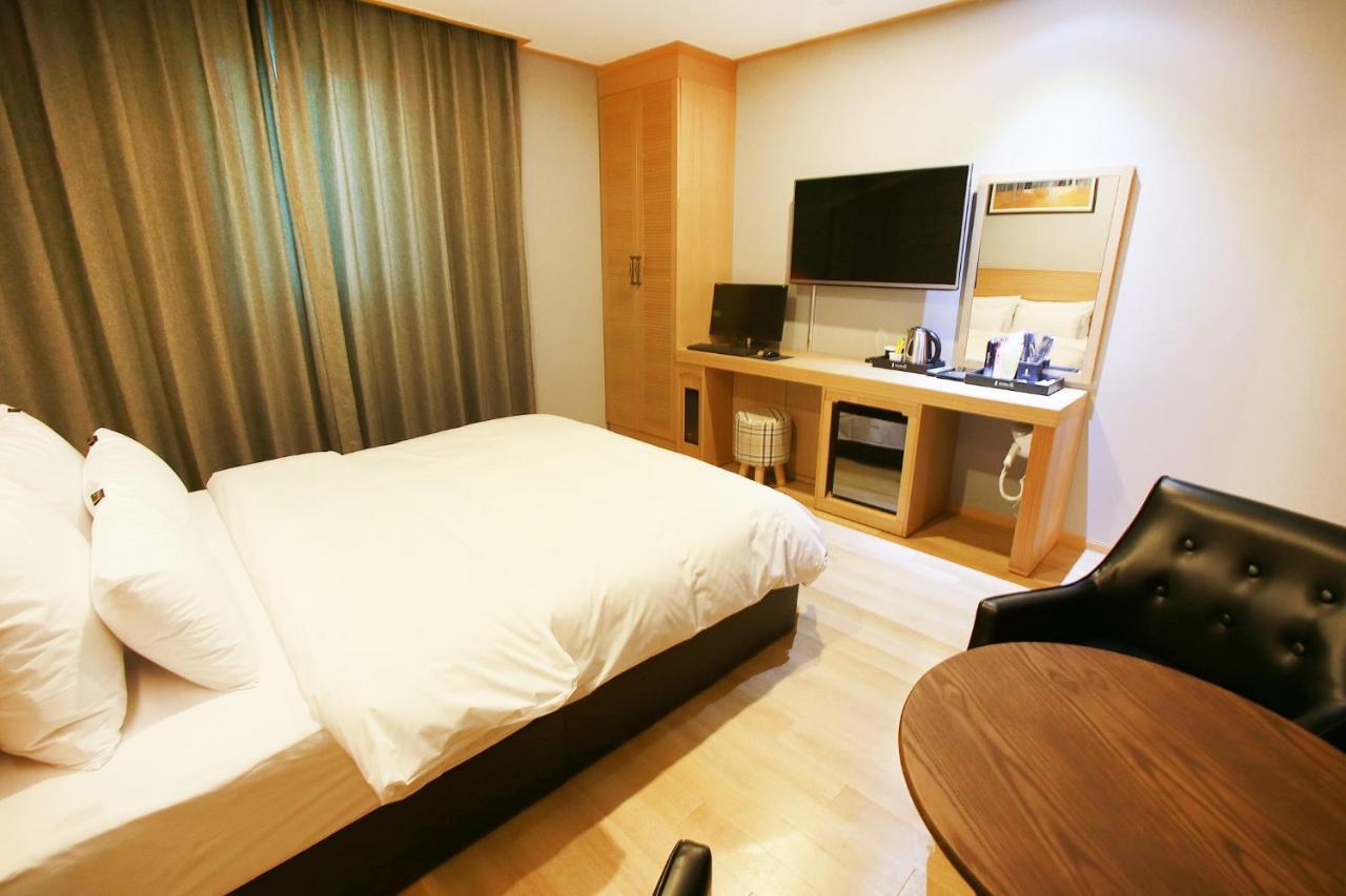 Paju Golden Hill Hotel Bagian luar foto